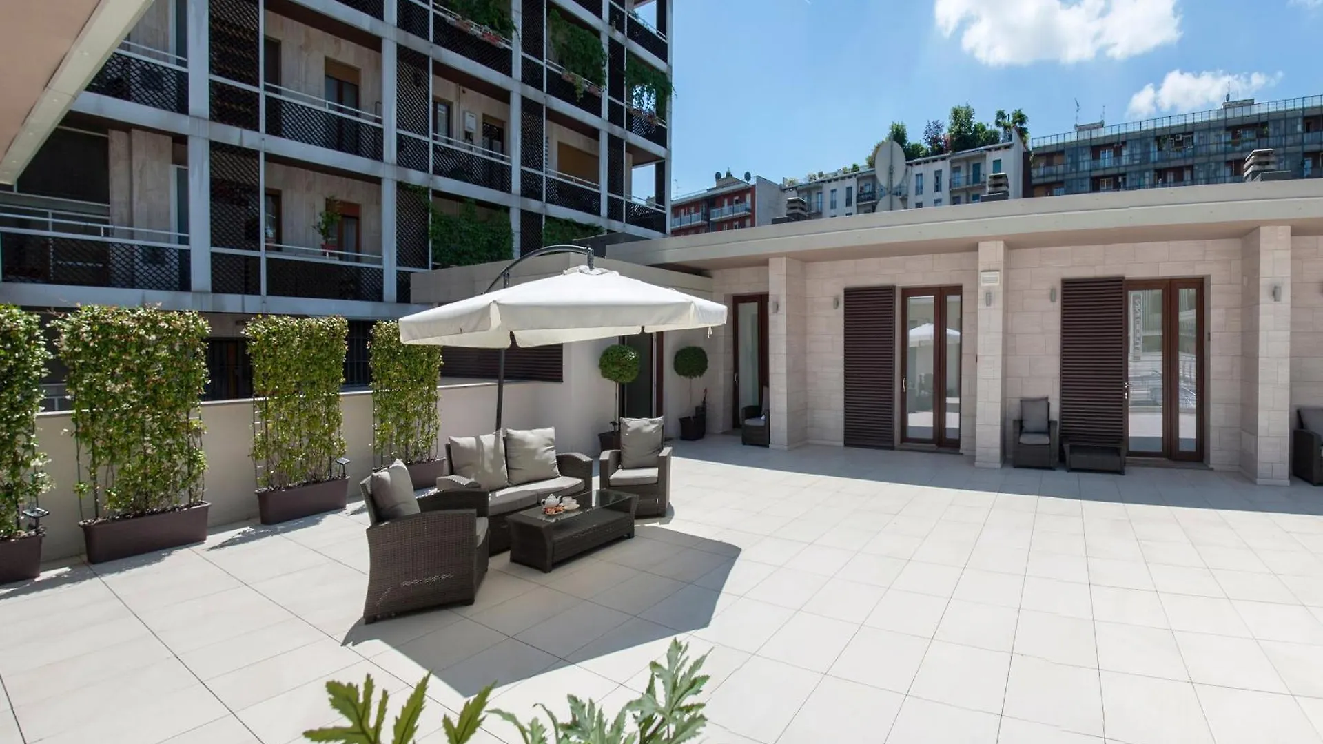 Hotel Studio Inn Centrale & Milano Urban Padel