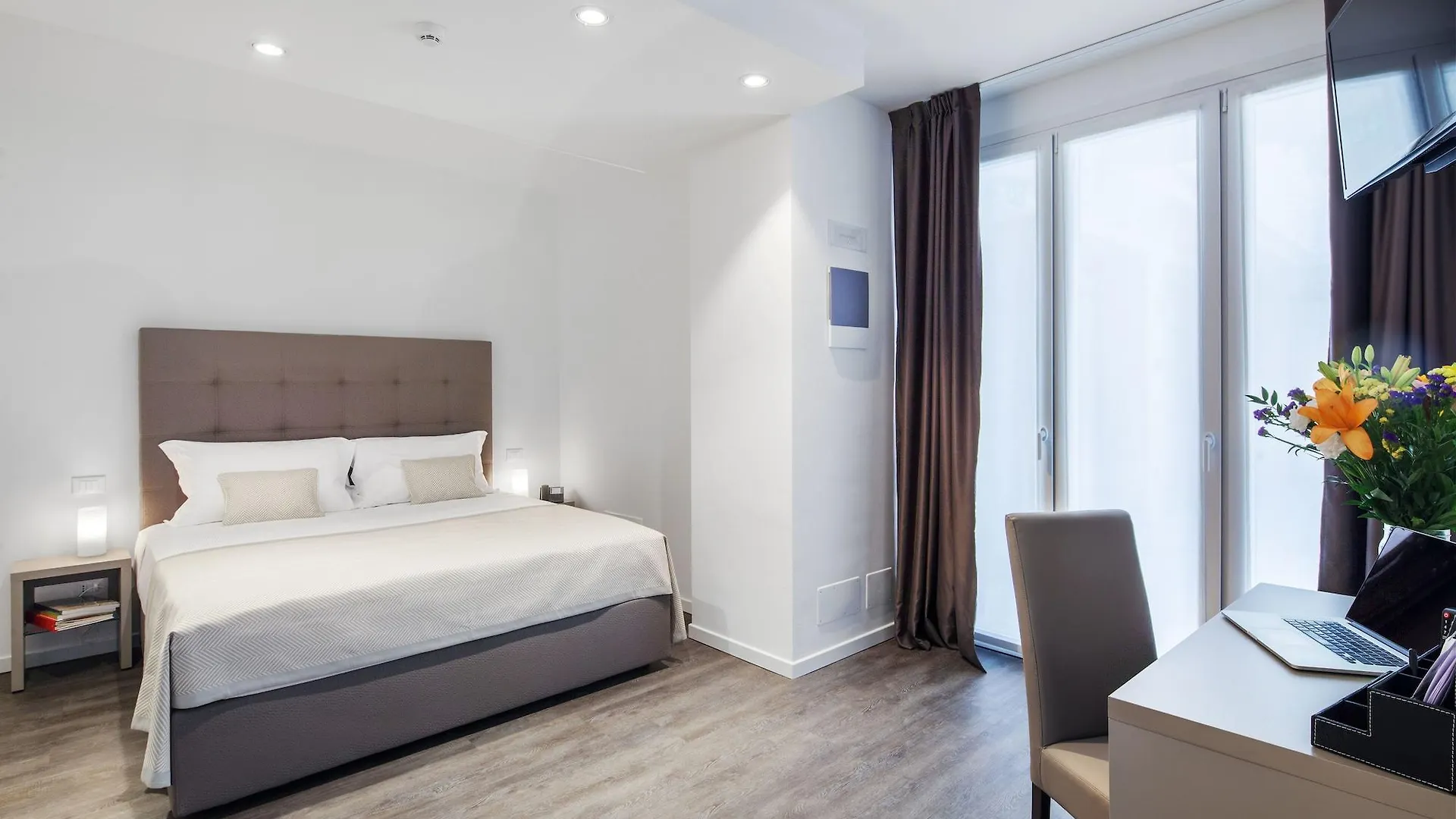 מלון דירות Hotel Studio Inn Centrale & Milano Urban Padel