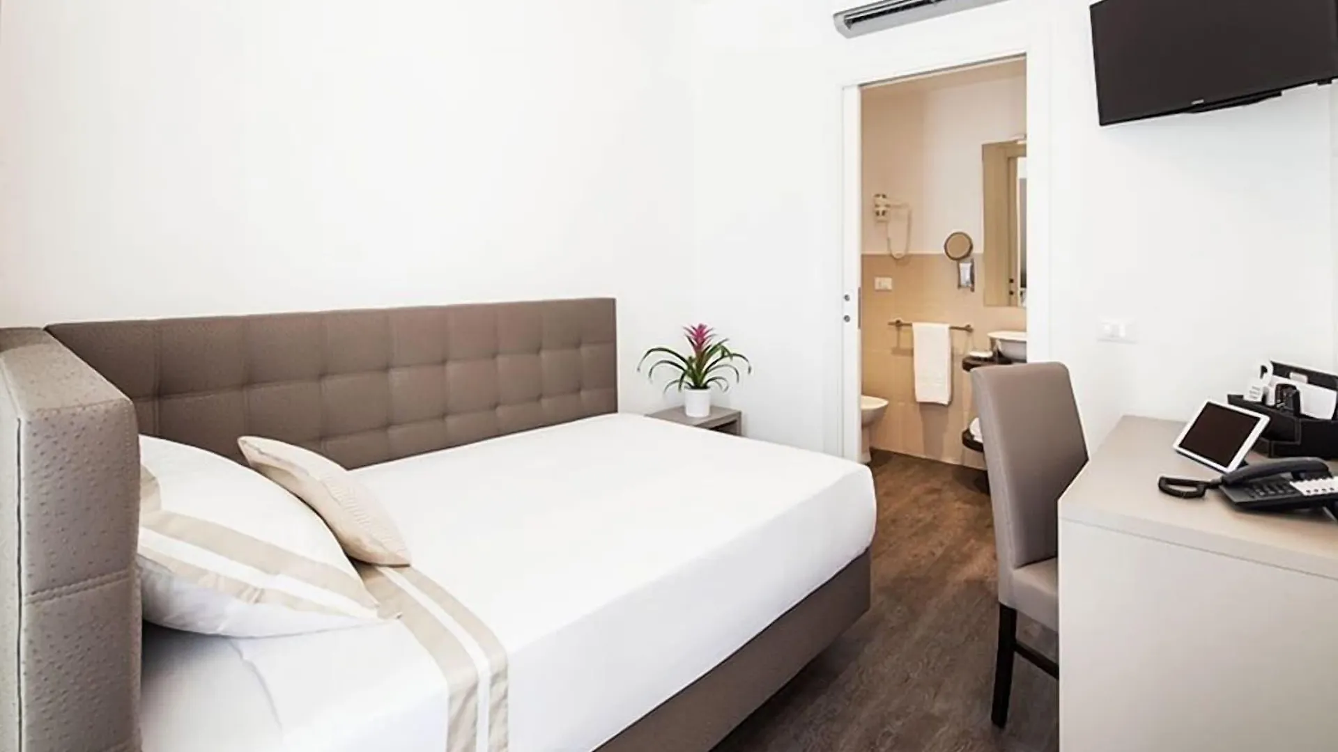 Hotel Studio Inn Centrale & Milano Urban Padel