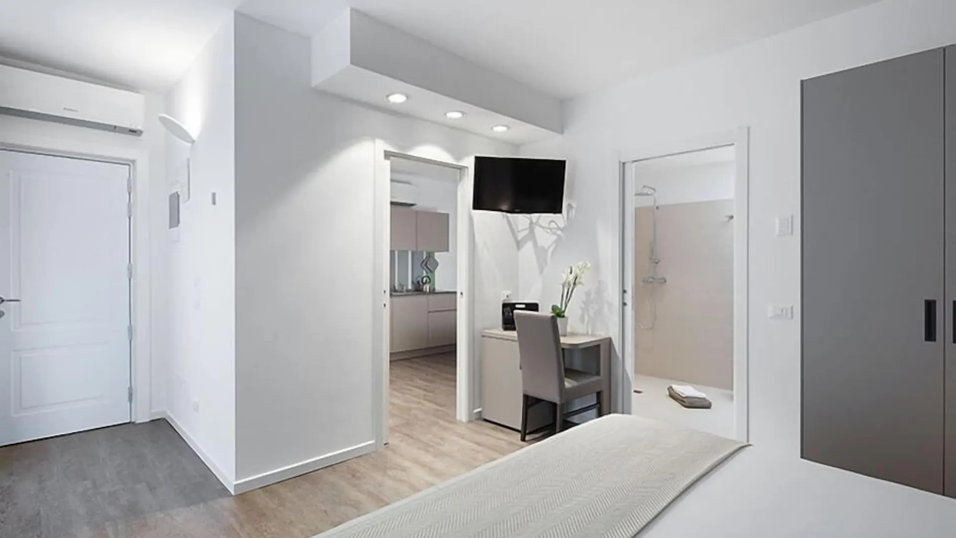 מלון דירות Hotel Studio Inn Centrale & Milano Urban Padel