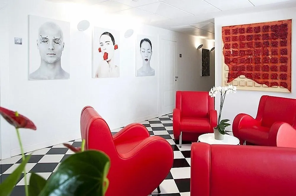 Hotel Studio Inn Centrale & Milano Urban Padel איטליה
