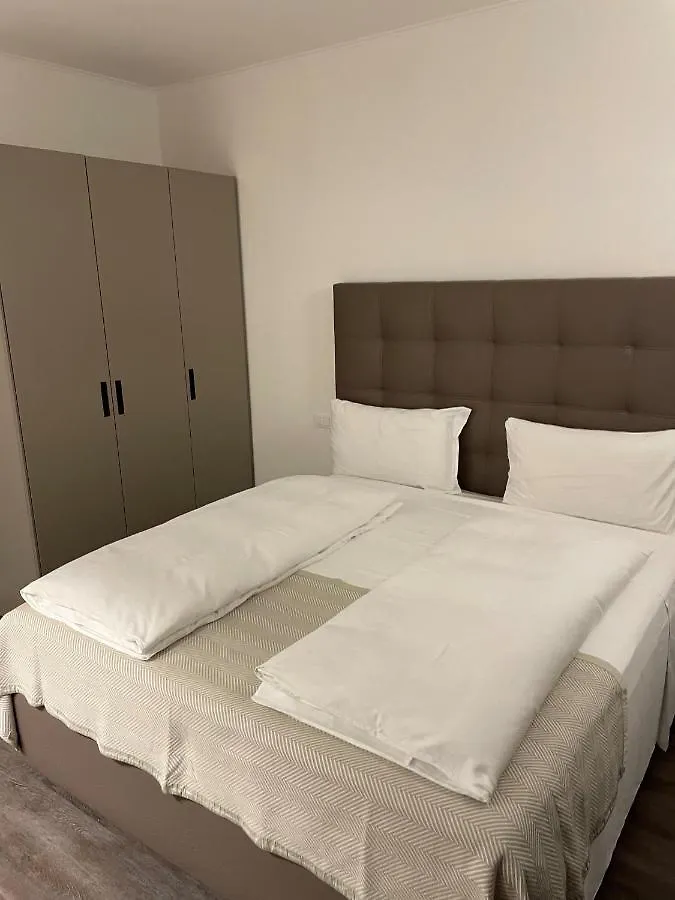 Hotel Studio Inn Centrale & Milano Urban Padel מילאנו