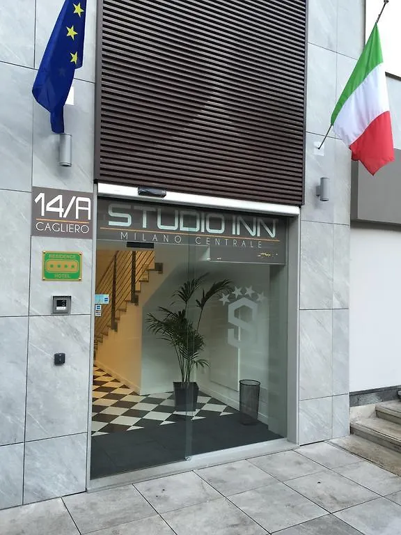 Hotel Studio Inn Centrale & Milano Urban Padel איטליה