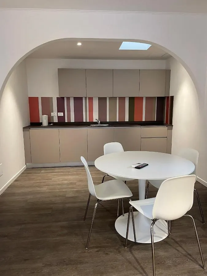 Hotel Studio Inn Centrale & Milano Urban Padel Italy